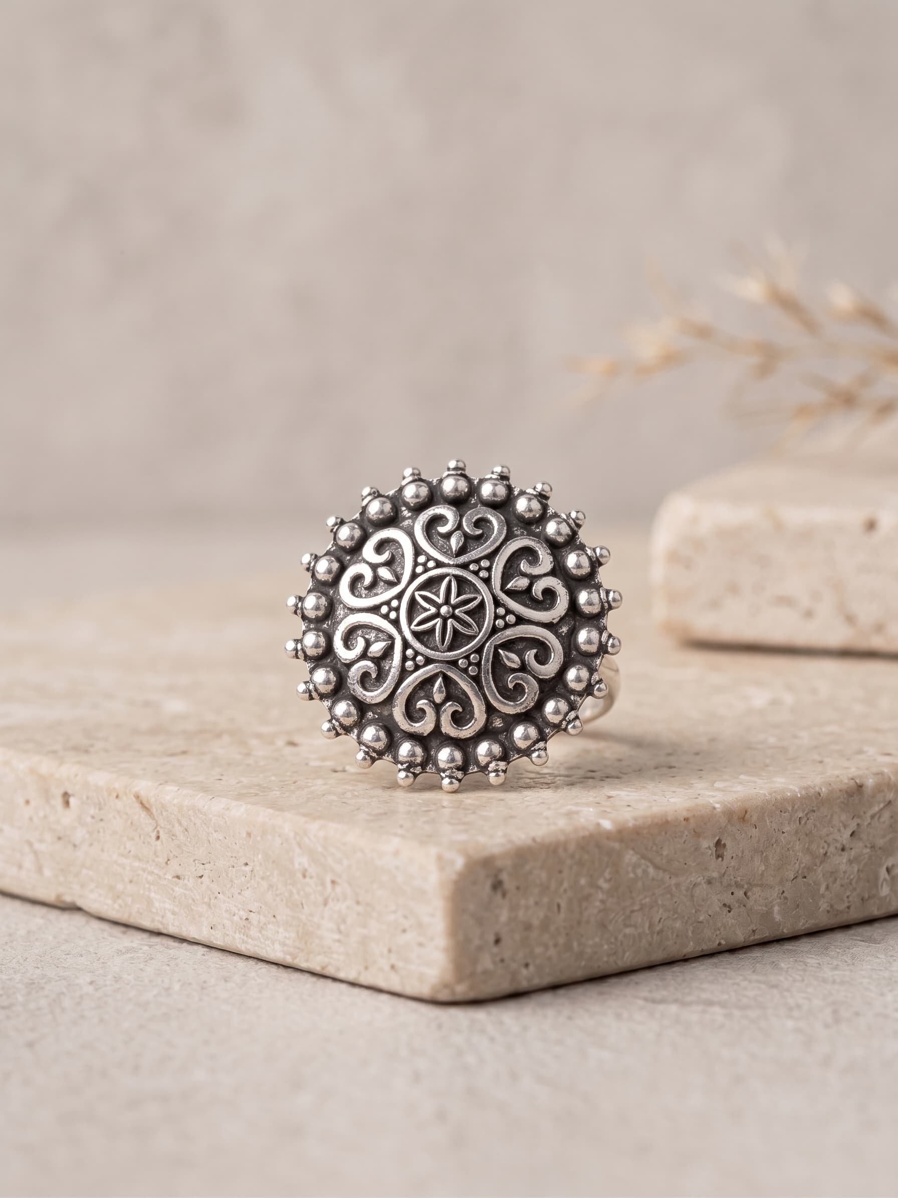 Dilkash Vintage Ring